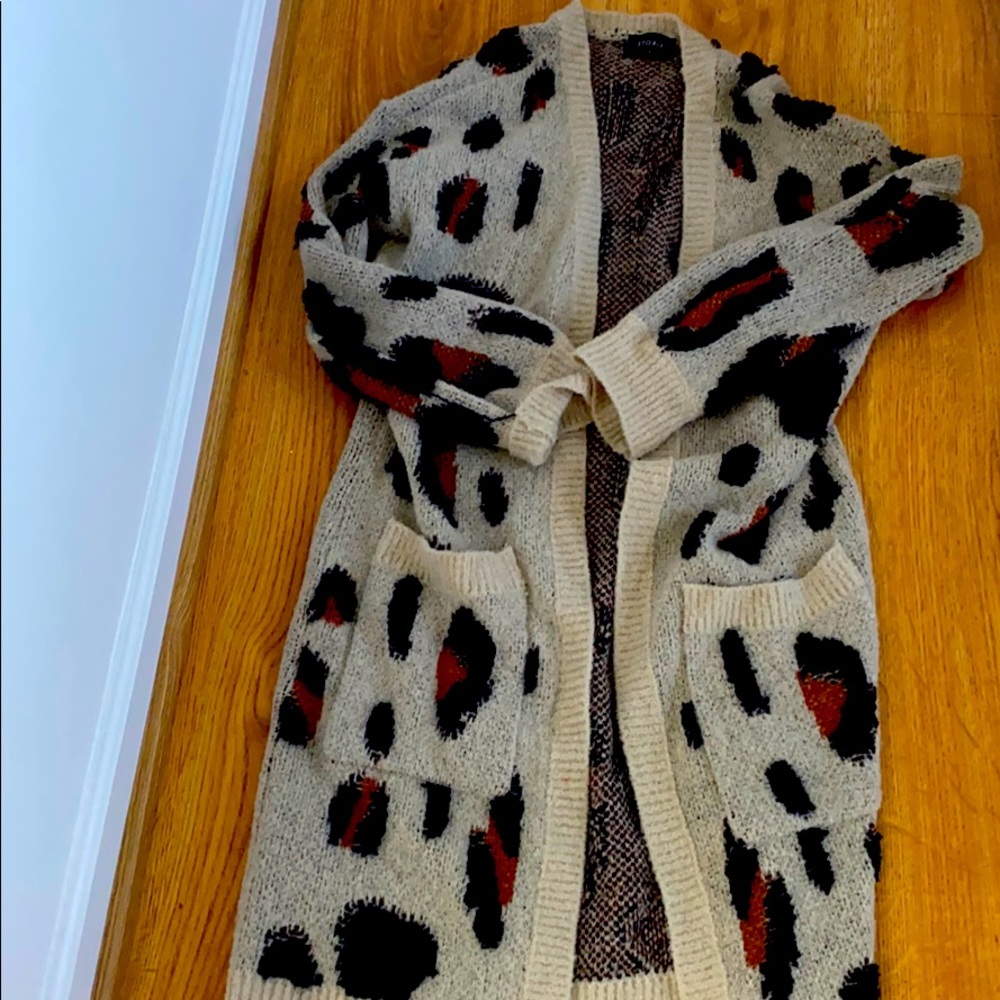 Storia Cheetah Print Sweater size S